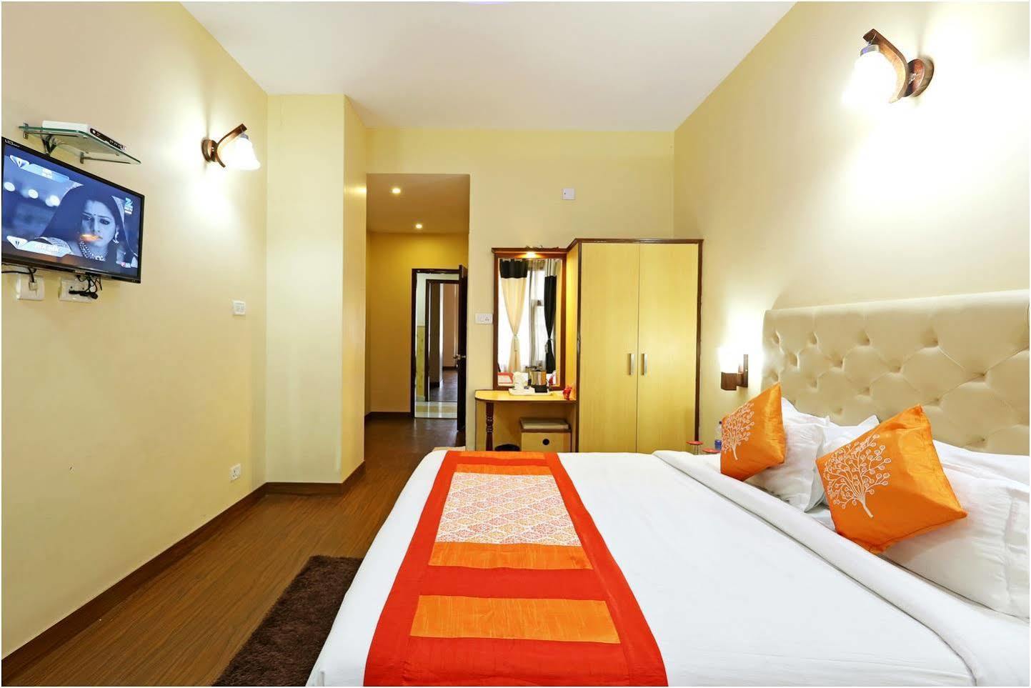 The Grand Welcome Hotel Shimla Exterior photo